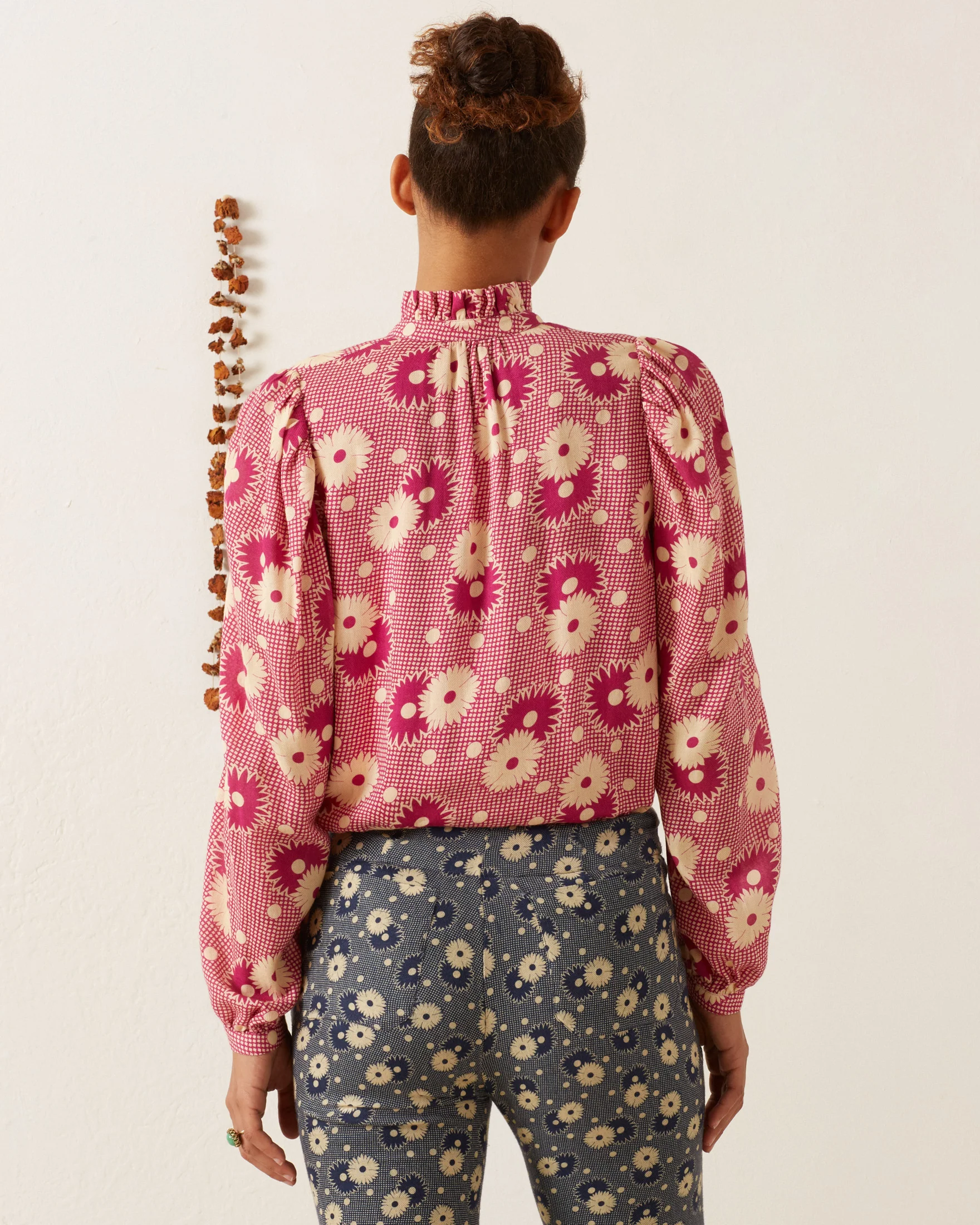 Annabel Berry Daisy Shirt - Image 4