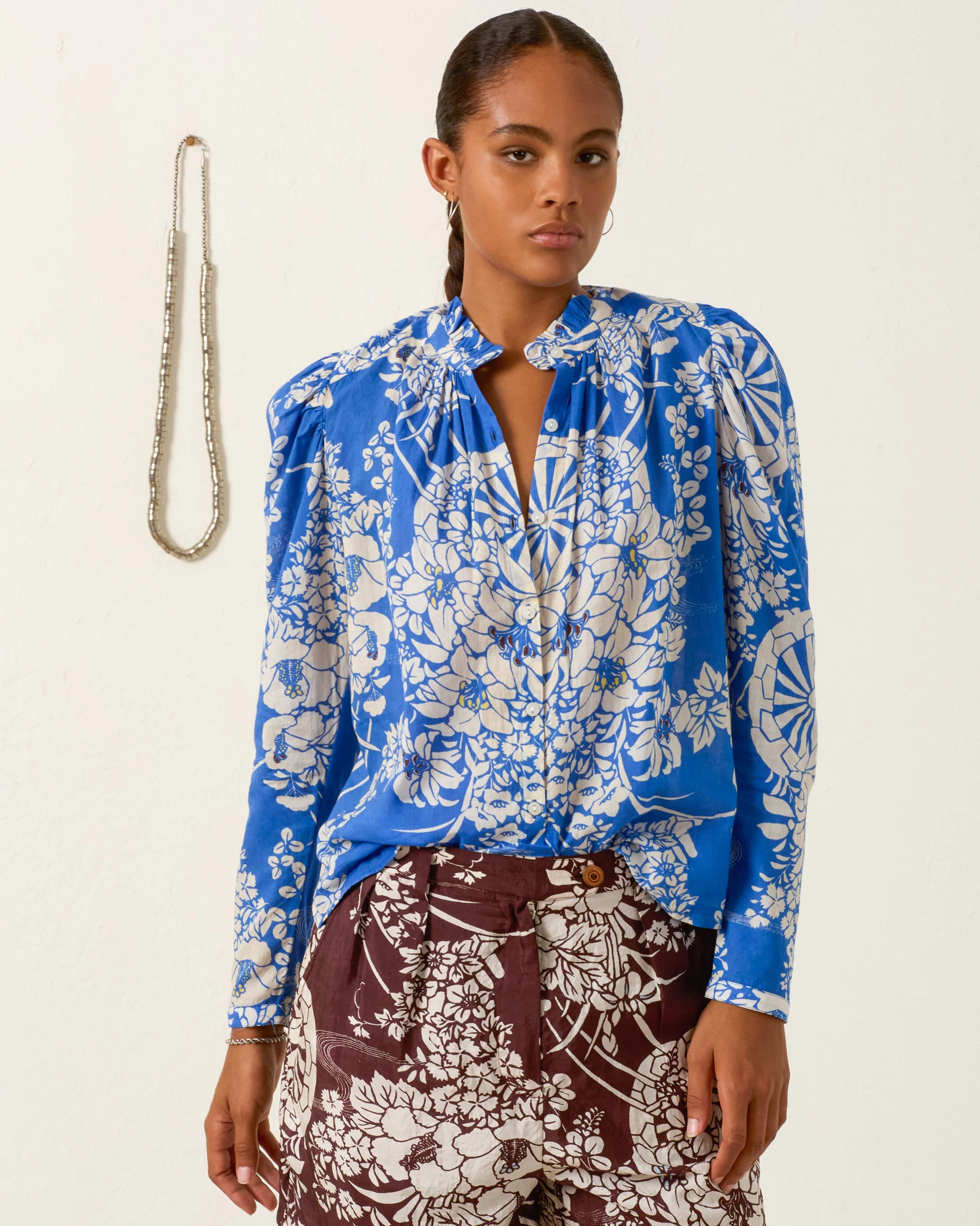 Artemis Royal Spoke Shirt