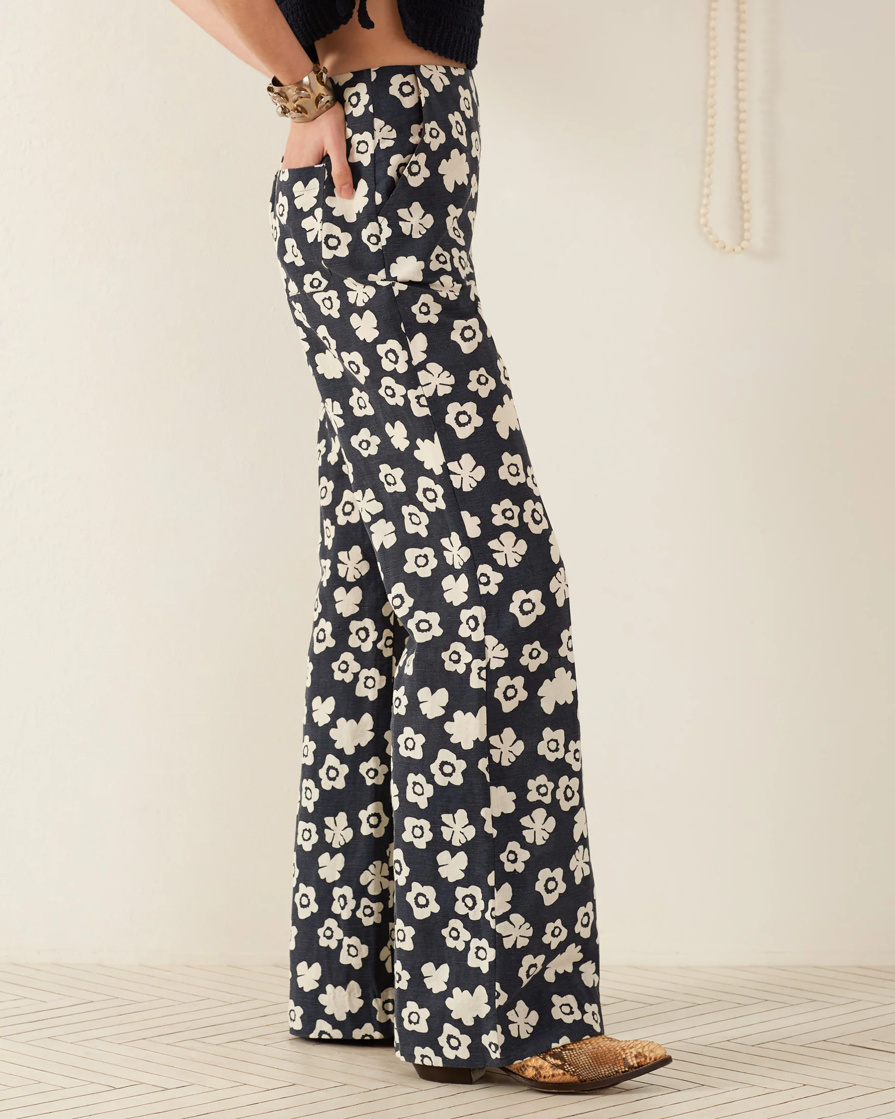 Charlie Deep Sea Lotus Pant - Image 4