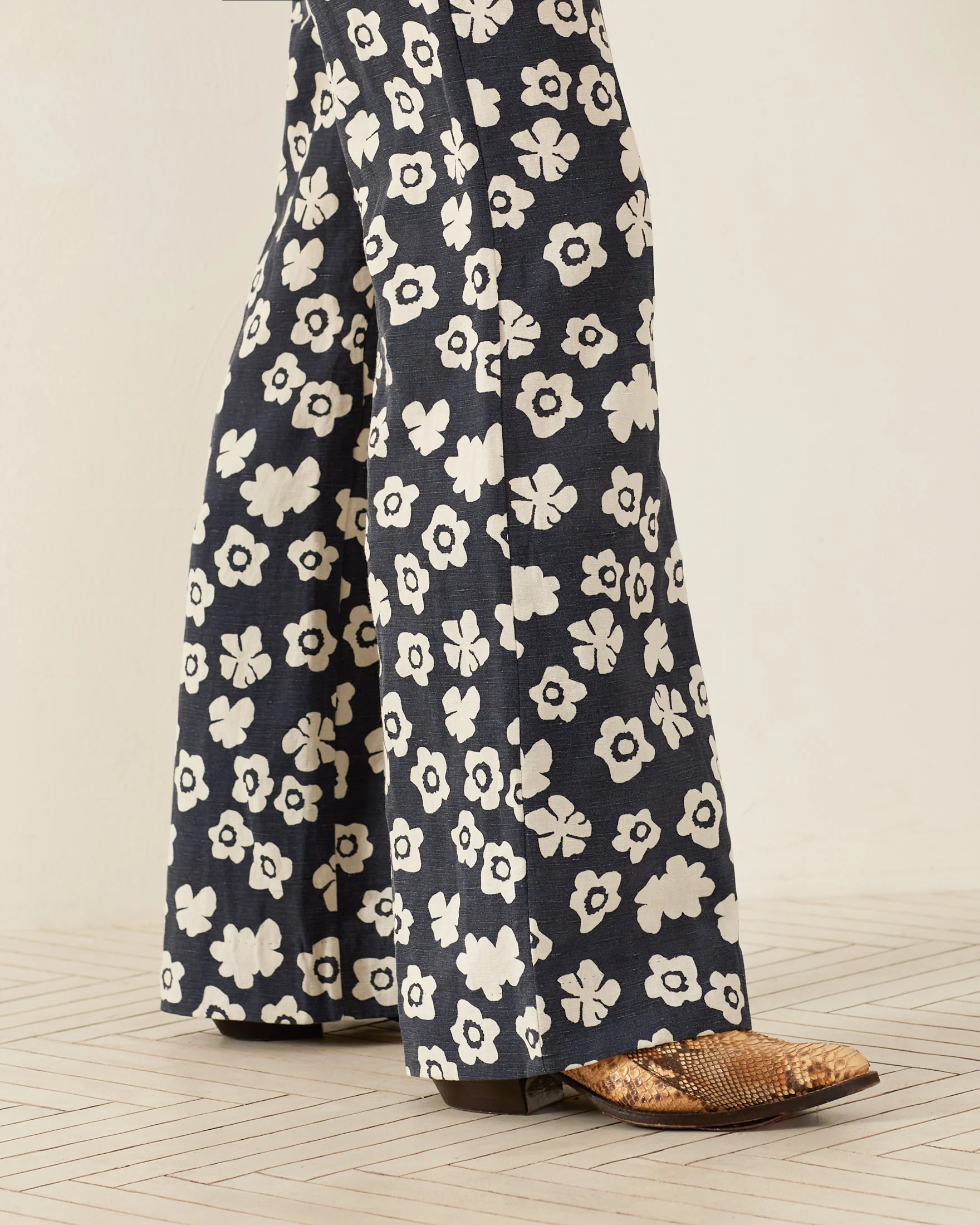 Charlie Deep Sea Lotus Pant - Image 6