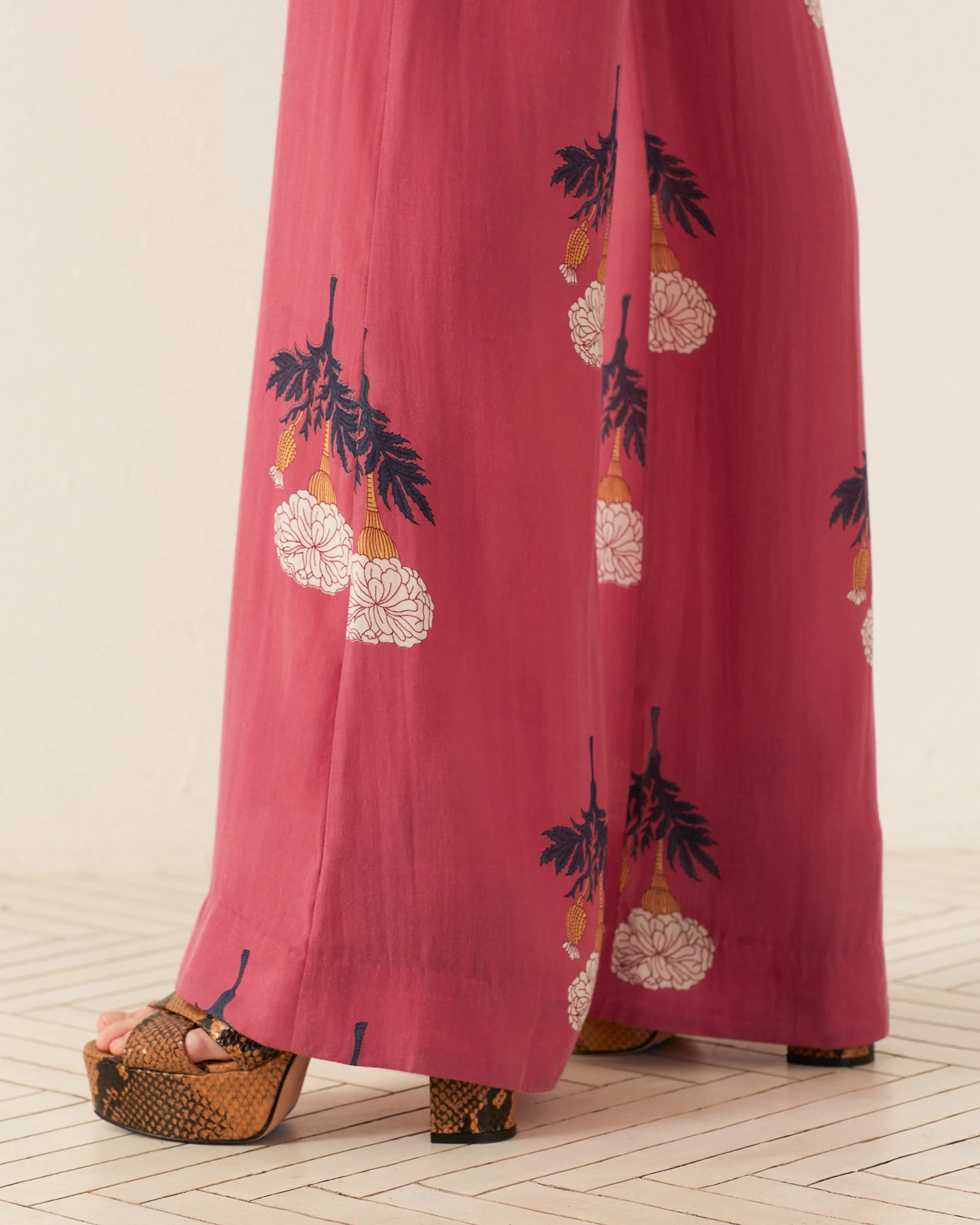 Charlie Hibiscus Rose Pant - Image 4