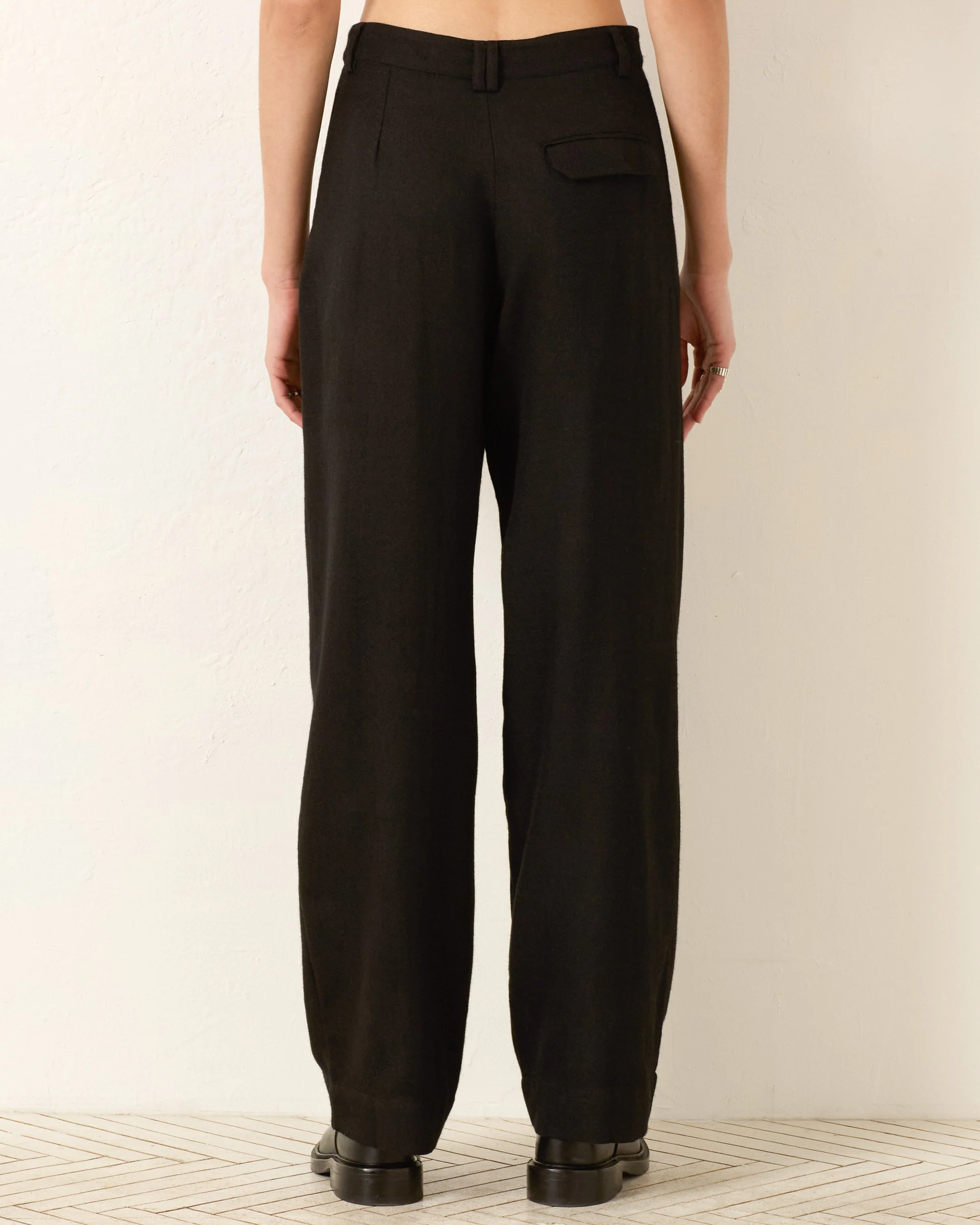 Diana Noir Wool Pant - Image 3