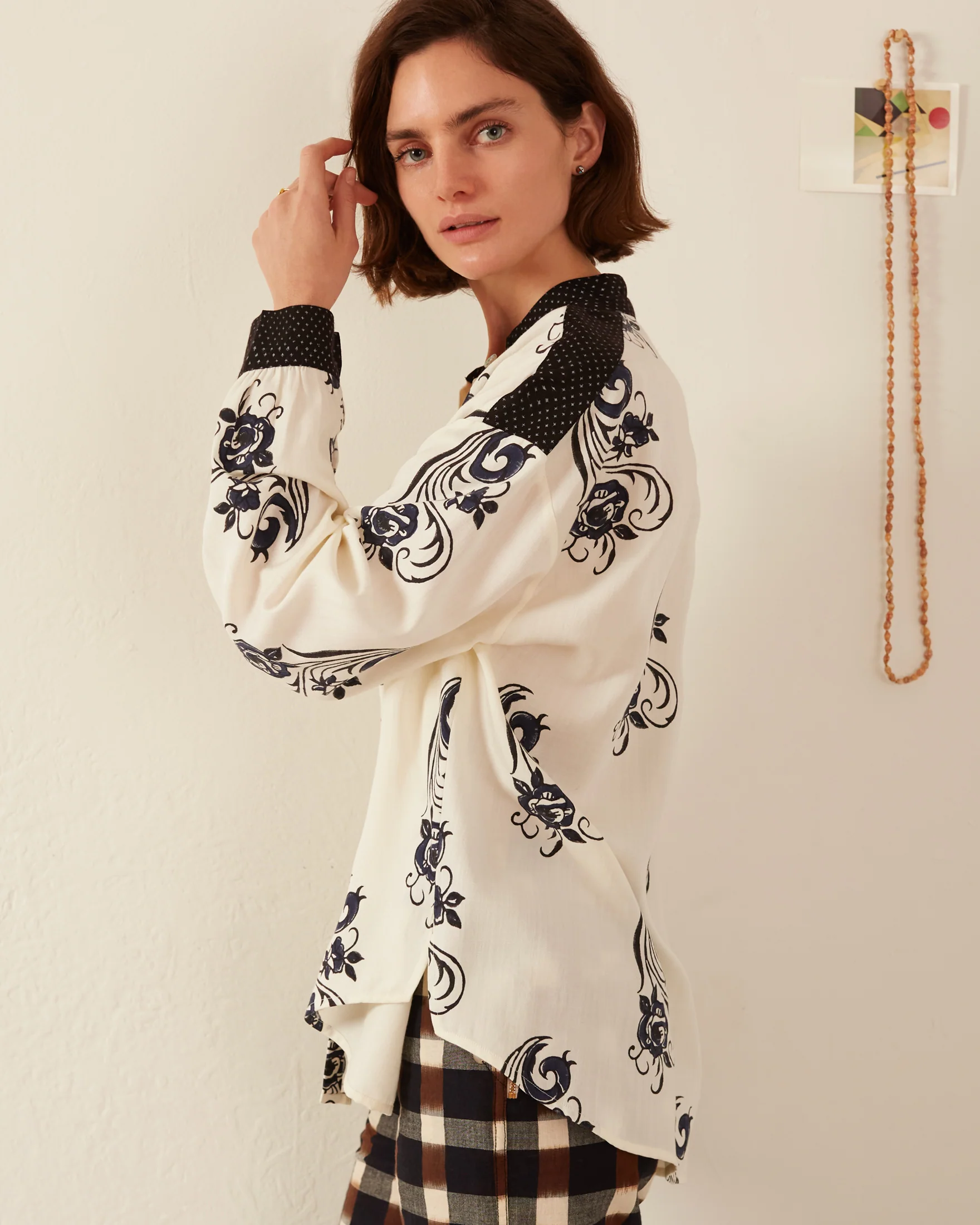 Kiki Noir Shirt - Image 3