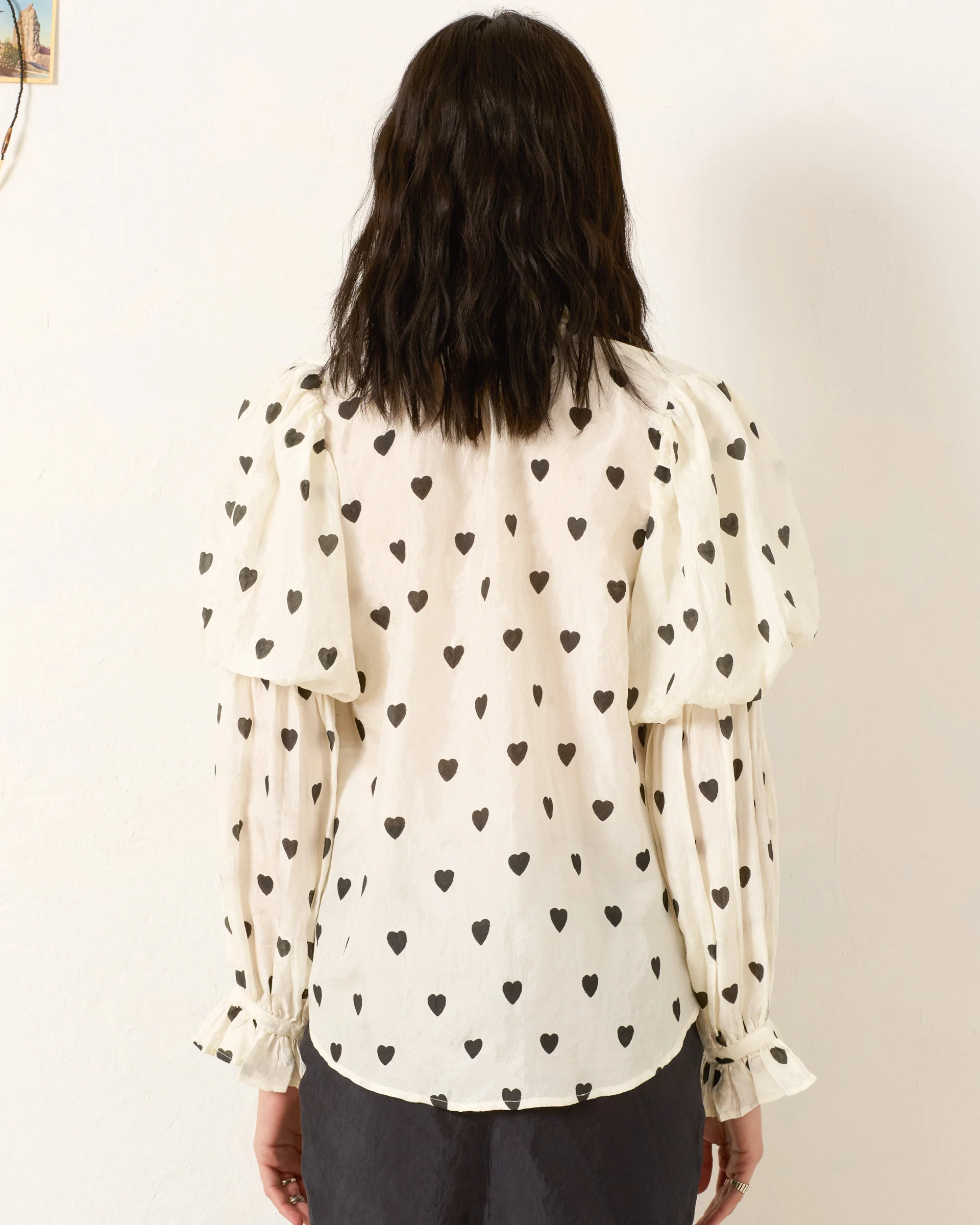 Mazie Onyx Heart Silk Shirt - Image 4