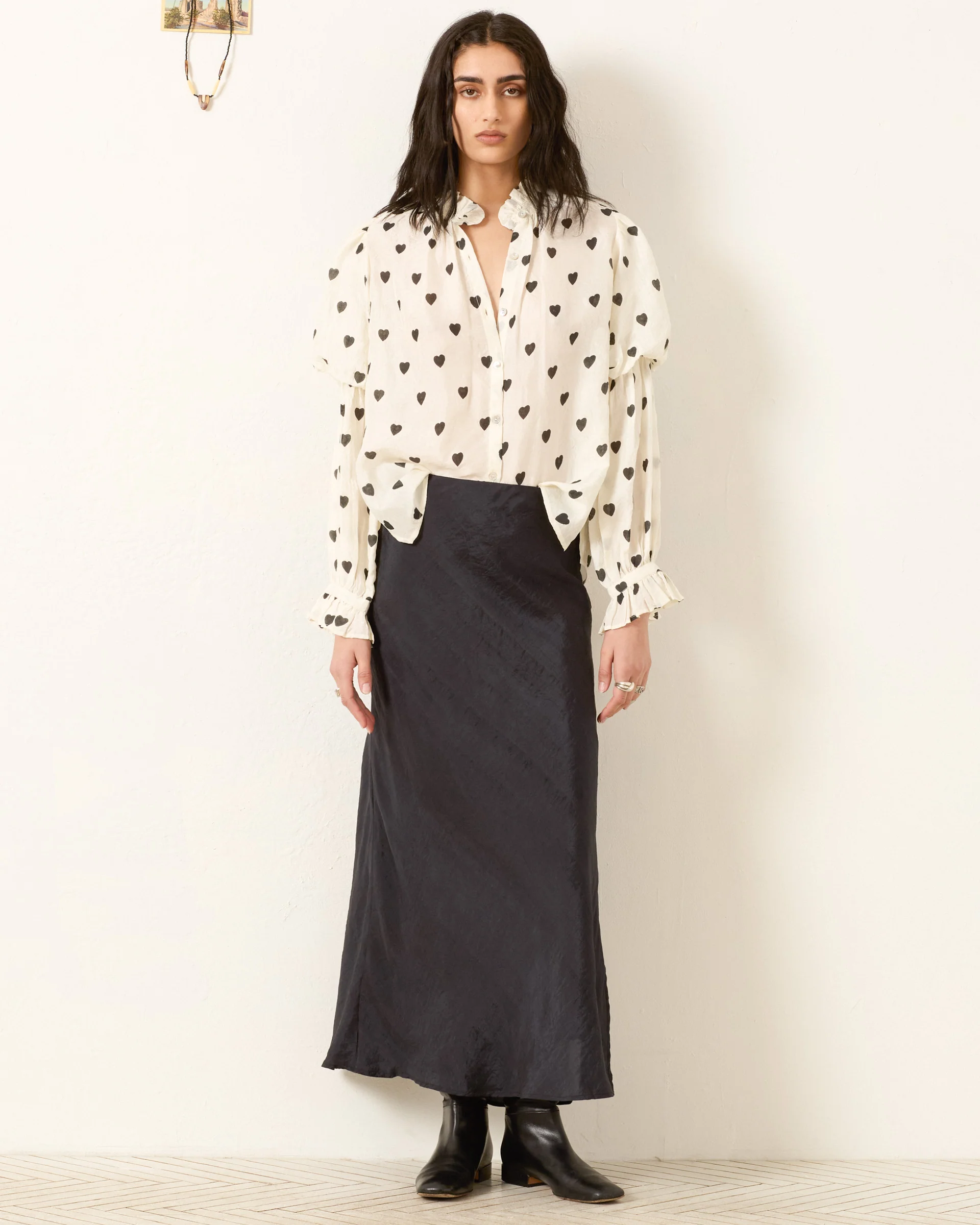 Mazie Onyx Heart Silk Shirt - Image 5