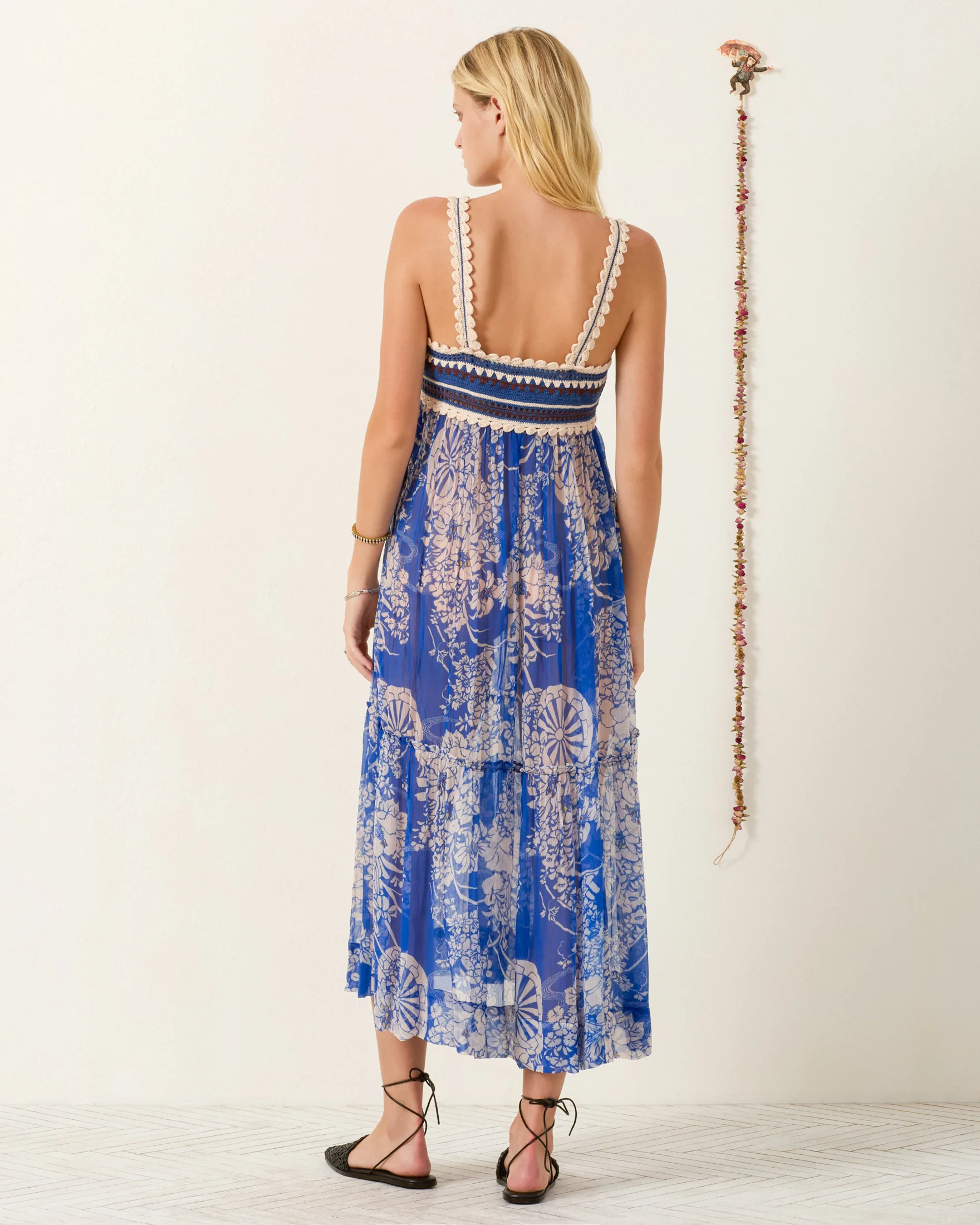 Victoria Royal Spoke Dress - Image 2